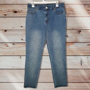 DG2 Diane Gilman premium blue cuff zippered Jeans